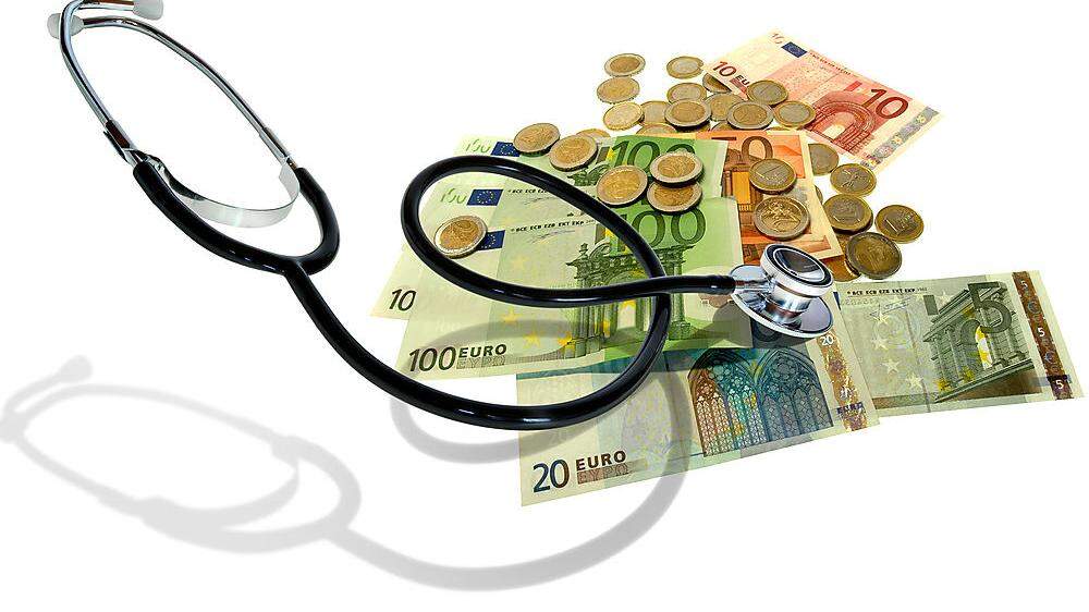200 bzw. 100 Euro Gehaltserhöhung brutto im Monat gibt es für die Kabeg-Pflegekräfte