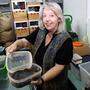 Helga Happ nahm die Vogelspinnen und Giftschlangen bei sich im Reptilienzoo auf