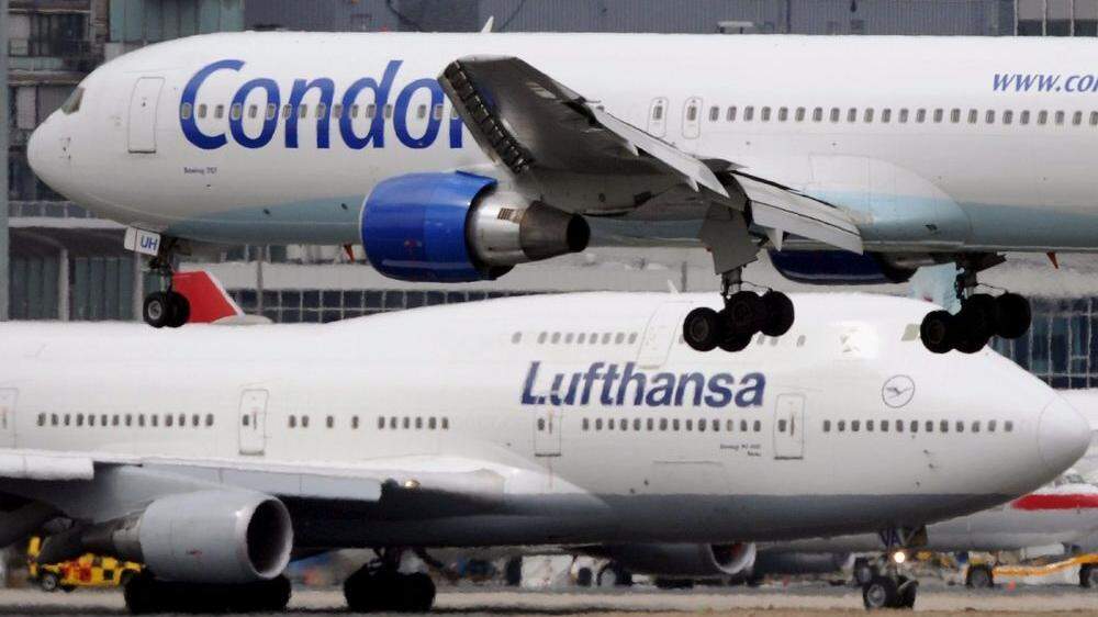 Eine Maschine der deutschen Fluggesellschaft Condor musste wegen einer Bombendrohung landen