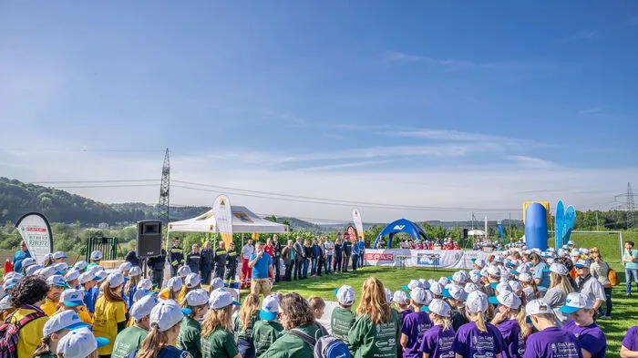 Bereits zum 20. Mal wird in ganz Österreich die Safety-Tour organisiert. Kinder der 3. und 4. Schulstufe haben dabei die Möglichkeit, sich mit dem Thema Sicherheit in spielerischer Form auseinanderzusetzen. Im Bezirk Deutschlandsberg holte sich die 4a Klasse der VS Lannach den Sieg. Im Bezirk Leibnitz holten sich die VS Kitzeck und die VS Heiligenkreuz/Waasen den Tagessieg.