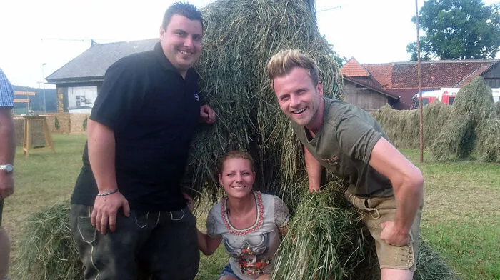 Willi Gabalier mit seiner Frau beim ersten 'Schwedenreitern' vor einer Woche in Semriach
