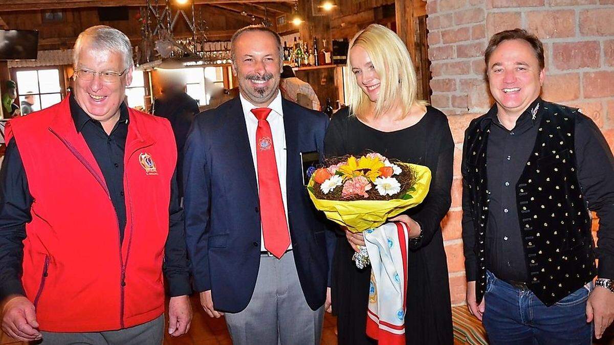 Ewald Grollitsch, Hannes Burgstaller mit Polizeidirektorin Michaela Kohlweiß und Bürgermeister Siegfried Ronacher