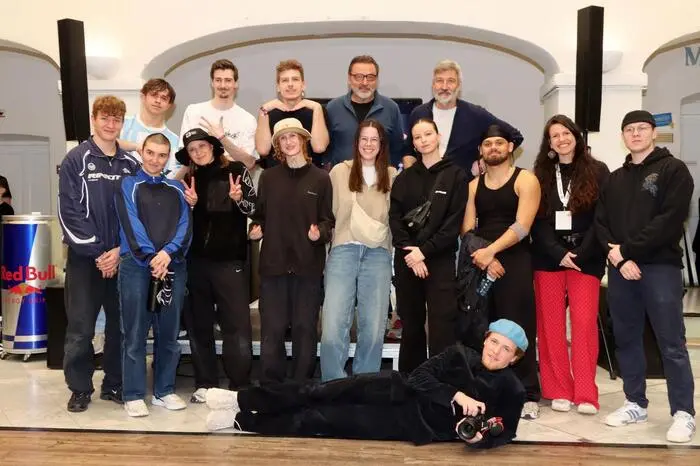 Am Foto  ALLE die am großen Erfolg verantwortlich sind!
