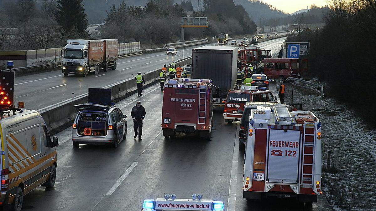 Die Autobahn musste gesperrt werden 