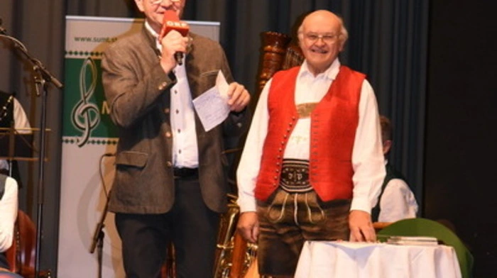 Der Sänger- und Musikantenstammtisch ging dieses Mal in Bad Waltersdorf über die Bühne.