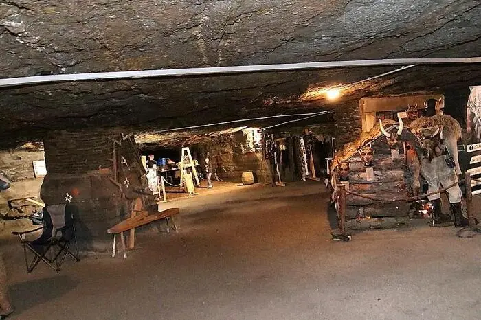 Dazu bot namensgemäß die Sunfixl-Höhle das passende Ambiente. 