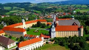 Blick vom Augustiner Chorherrnstift Vorau