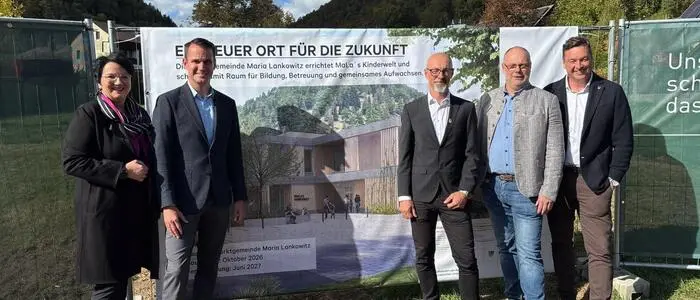 v.l.: Landtagsabgeordnete und Bgm. von Geistthal-Södingberg Klaudia Stroißnig, Bildungslandesrat Stefan Hermann, Bürgermeister von Maria Lankowitz Bernd Mara mit seinem Vize Christian Niesenbacher, Landtagsabgeordneter und Bärnbachs Bürgermeister Jochen Bocksruker