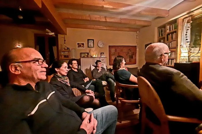 Die schweren, treibenden Grooves und freie Improvisation sorgten bei den Konzertgästen für Begeisterung: „Es tut so gut, weil es was ganz anderes ist“ beschreibt eine Konzertbesucherin den außergewöhnlichen Konzertabend.