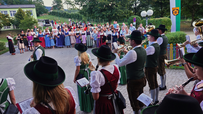 Nach einem umfangreichen Arbeits- und Besichtigungsprogramm beim Bürgermeisterinnentreffen in Puch bei Weiz folgte mit einem Galaabend auch ein gesellschaftlicher Höhepunkt.