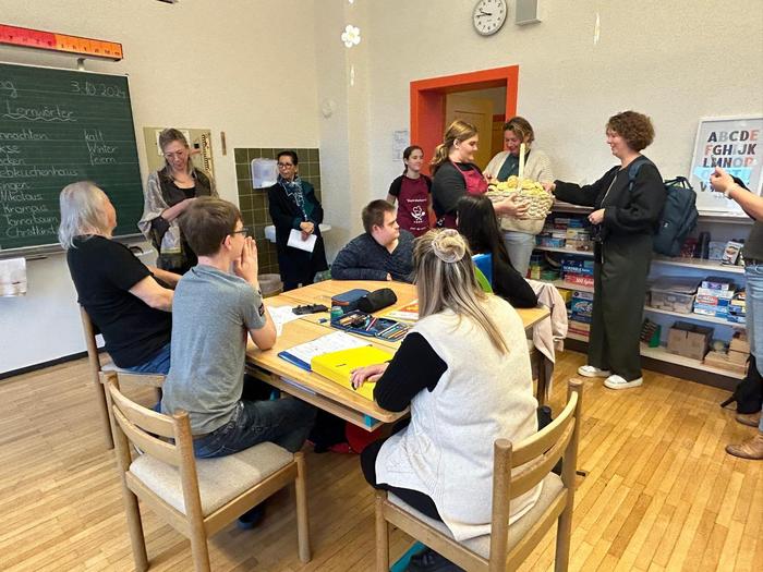 Drei südsteirische Schulen bekamen Besuch aus Holland