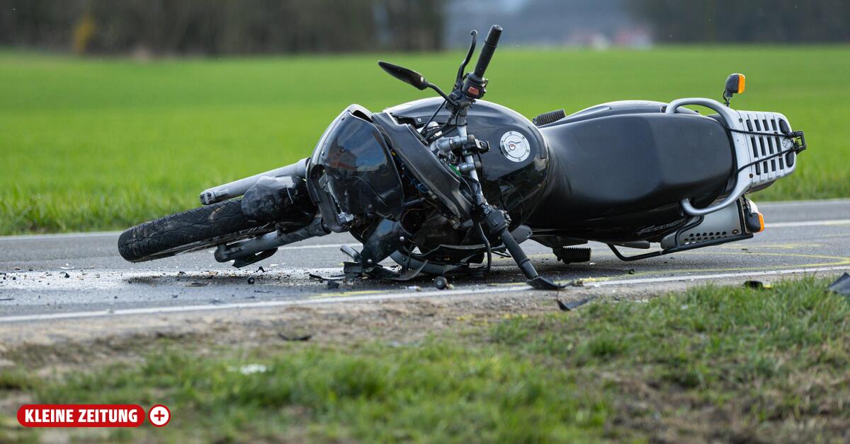 A 22-year-old motorcyclist died in an accident in Weiz.