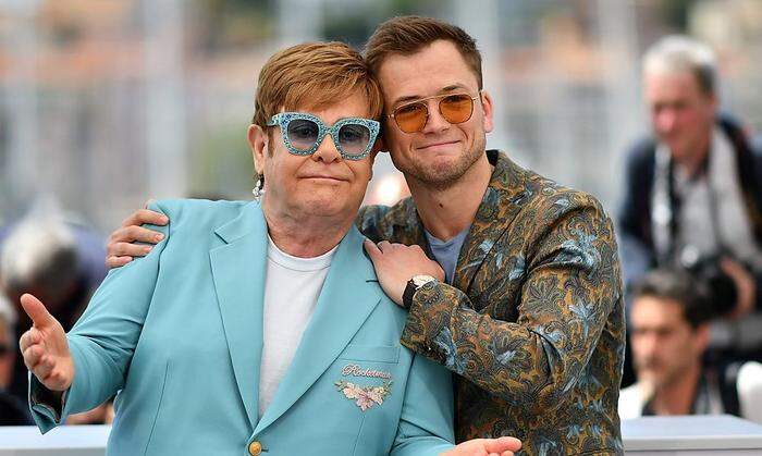 Elton John und Taron Egerton, der ihn im Film darstellt