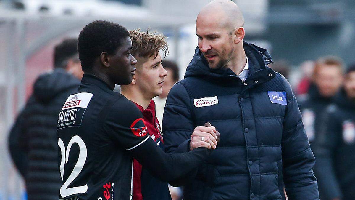 WAC-Trainer Christian Ilzer baut beim heutigen Spiel in Salzburg wieder auf seine Youngsters Sekou Koita und Roman Schmid	