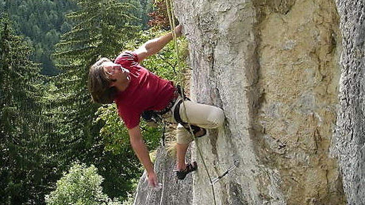 Christian Grübler beim Klettersteig bei der Burgruine Rabenstein