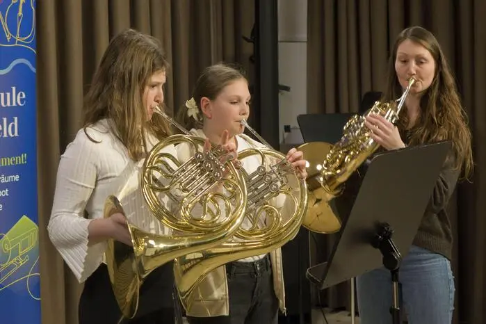 Zu hören waren Beiträge mit und ohne Playback, die die Vielfalt der musikalischen Ausbildung an der Musikschule Knittelfeld widerspiegelten.