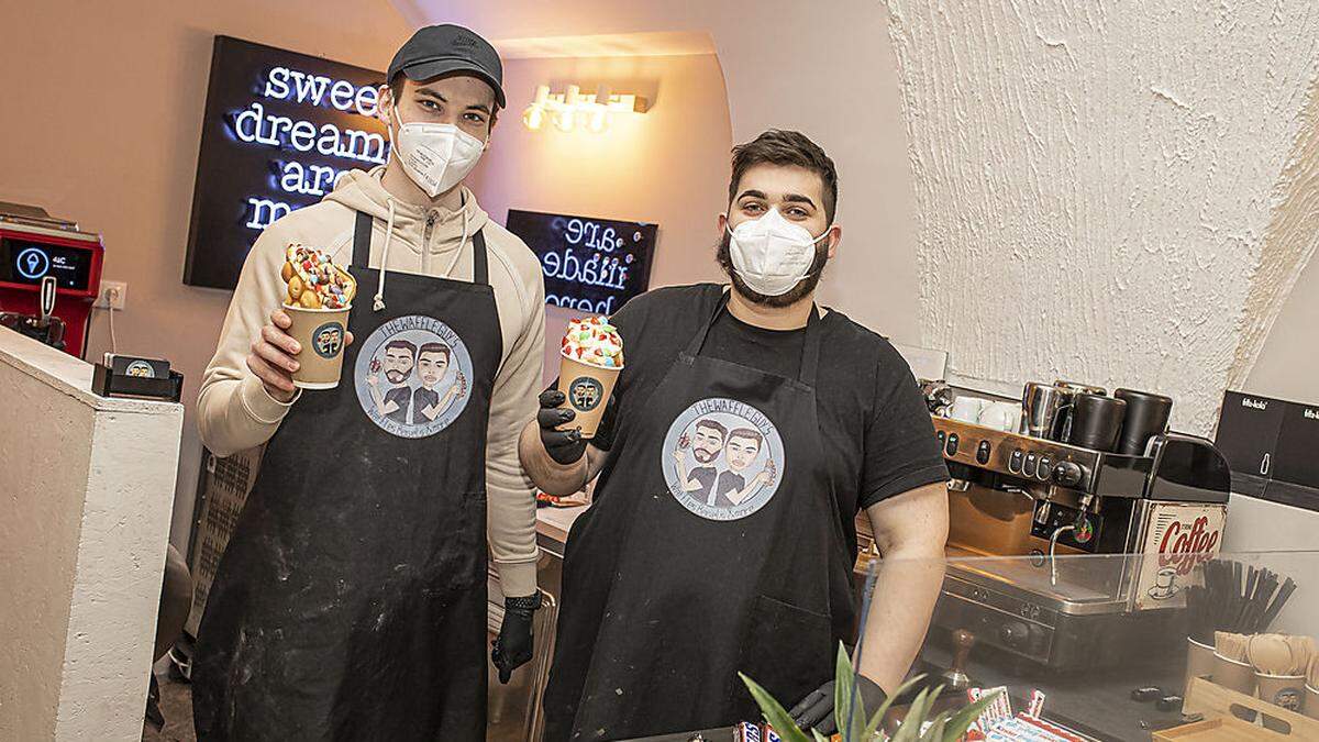 Die &quot;Waffel Guys&quot; Lukas Perchtaler und Flamur Siriniqi 