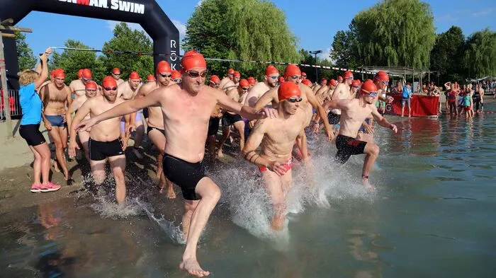 Der Company Triathlon gab den feierlichen Startschuss