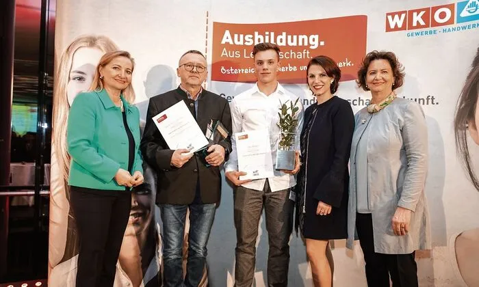 Das Traditionsunternehmen ADA aus Anger freut sich über die Auszeichnung „Österreichs bester Lehrbetrieb“