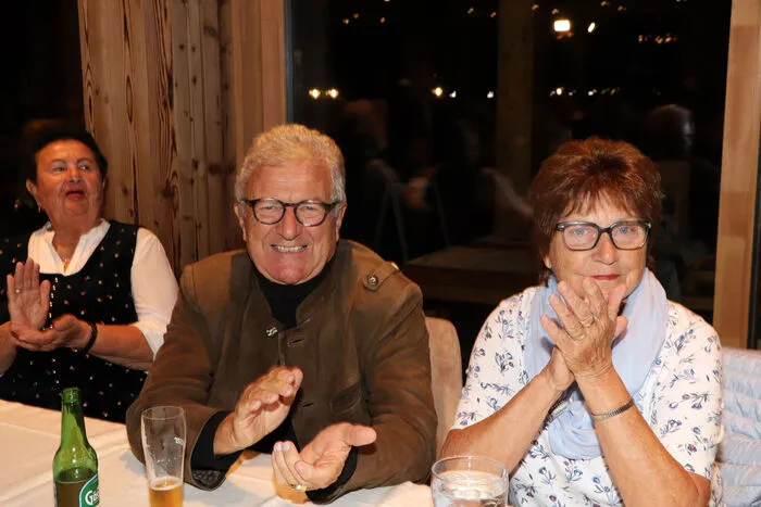 Bitte klicken Sie sich durch die Bilder!