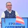 FPÖ-Chef Herbert Kickl teilte anlässlich der 1.-Mai-Kundgebung der FPÖ in Linz kräftig aus. 