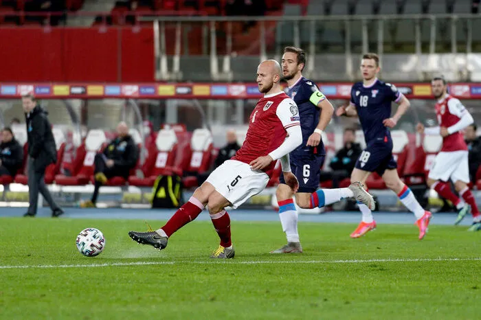 Gernot Trauner: 3 Der LASK-Kapitän rückte für Philipp Lienhart in die Startelf. Beim 0:1 stützte sich Nattestad auf, behinderte ihn so. Ihm merkte man an, dass er die Dreierkette besser beherrscht.