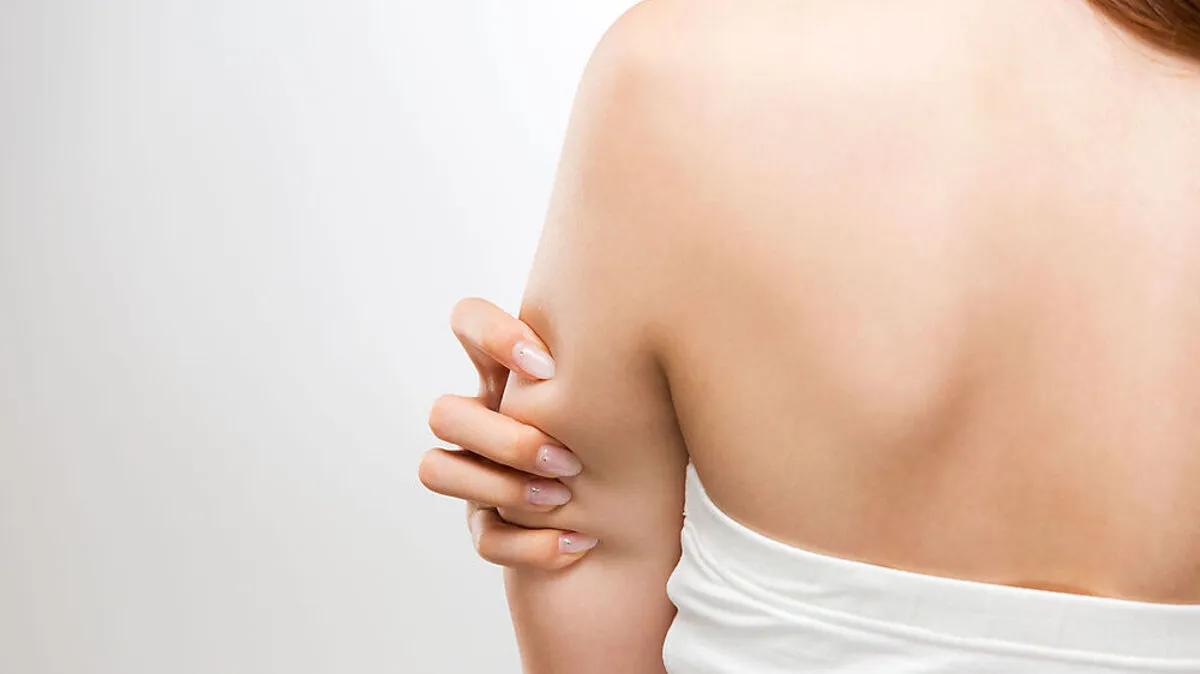 Nach der Impfung mit dem Moderna-Vakzin kommt es in seltenen Fällen zu verzögerten Reaktionen 