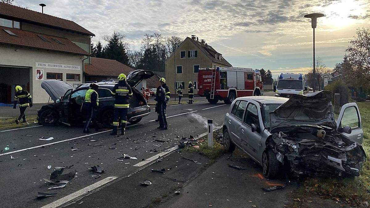 Ein Verkehrsunfall auf der B69 führte zur Verletzung zweier Personen