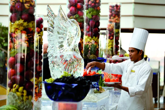 Eisskulpur am Buffet