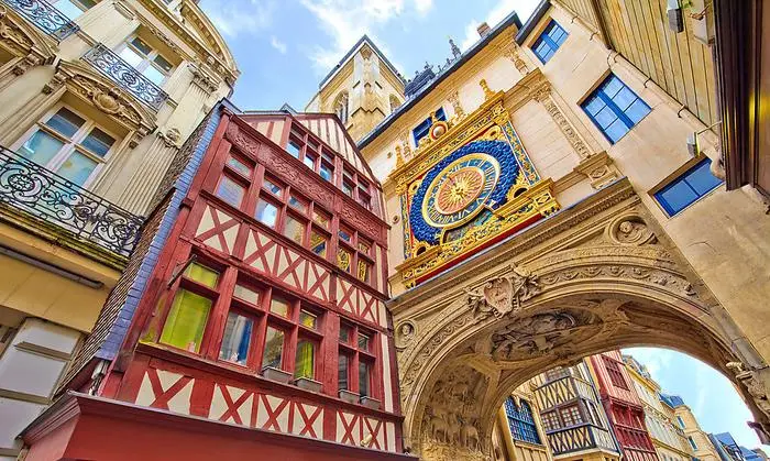 Die zum Teil windschiefen Fachwerkhäuser von Rouen