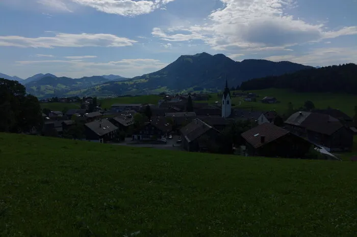 Die Gemeinde Schwarzenbach ist ein schönes Beispiel für die architektonische Kunst.