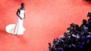 Lupita Nyong‘o, Vorsitzende der Berlinale-Jury, auf dem roten Teppich