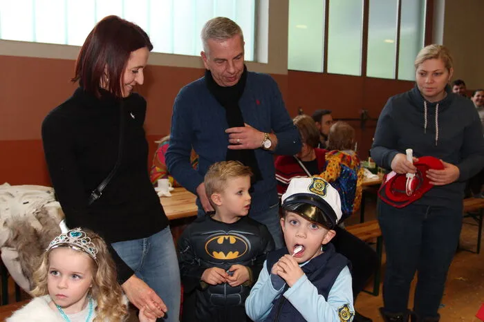 Klicken Sie sich durch die besten Fotos vom Mühldorfer Kinderfasching!