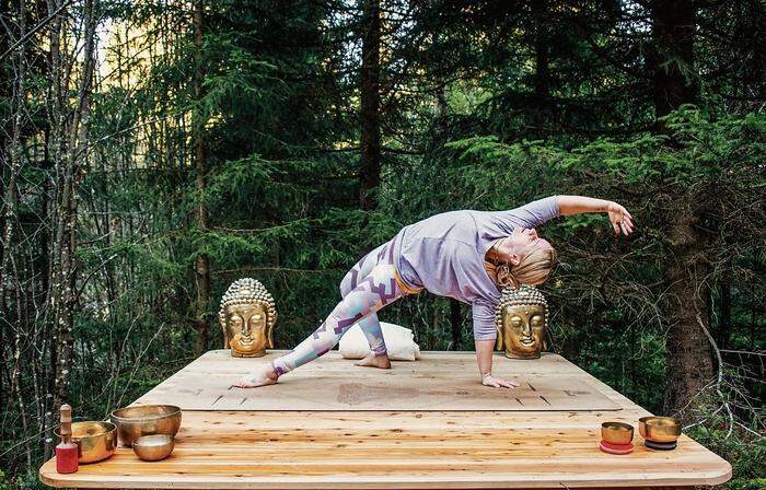 Neue idyllische Yoga Spots mitten im Wald