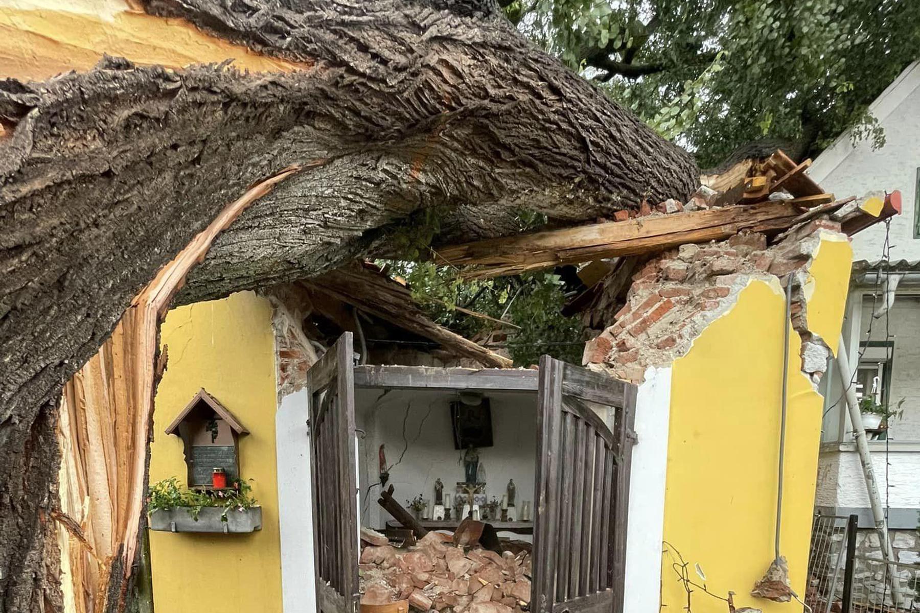 Emotionaler Einsatz: Unwetter zerstörten auf einen Schlag zwei Friesacher Wahrzeichen