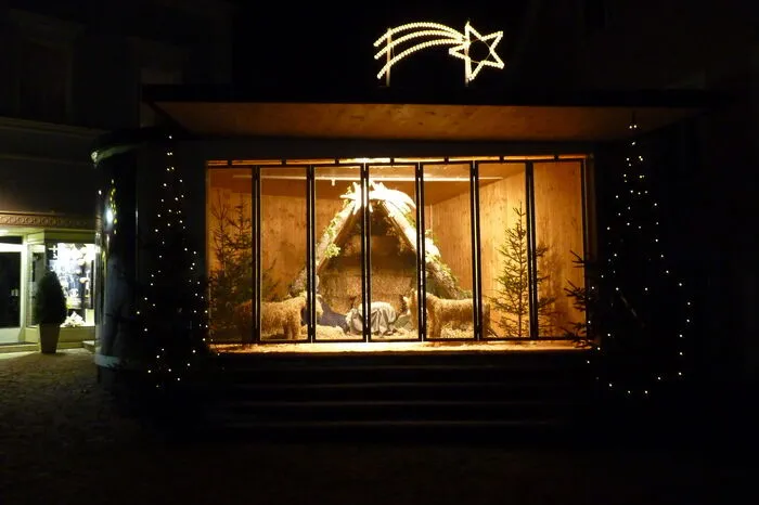 Am 24. Dezember sorgt das Weststeirische Brassquintett mit weihnachtlichen Weisen für besinnliche Stunden in der Begegnungszone in Köflach. Beginn der Veranstaltung ist um 10 Uhr, zwei Stunden lang wird gespielt.