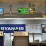 Solche Bilder kennt man schon: leere Check-in-Schalter bei Ryanair