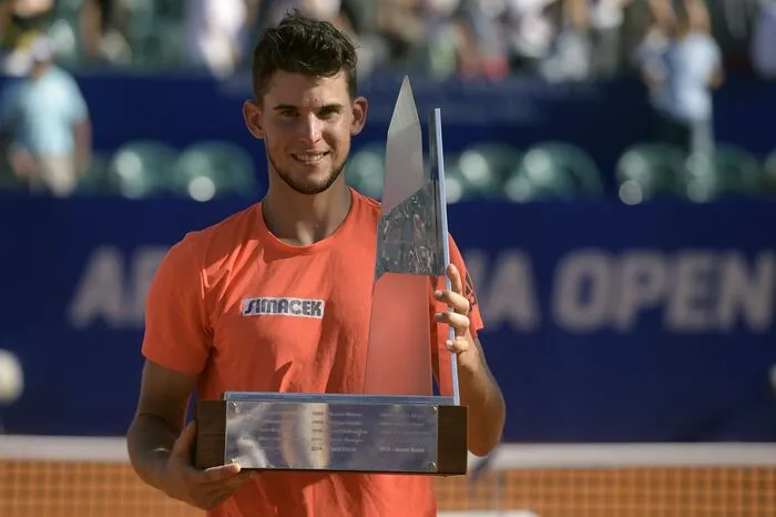 Neues Jahr neues Glück. Der Spanier Nicolás Almagro lieferte Thiem in drei Sätzen einen harten Kampf, letztendlich durfte der Wiener Neustädter über seinen vierten Titel jubeln.