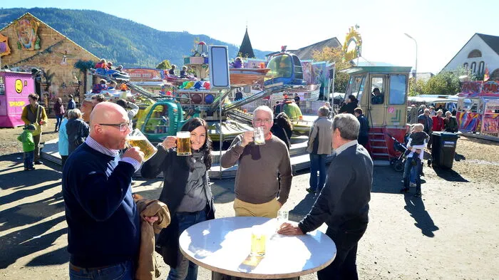 Zünftig ging's am Maxlaunmarkt auch am letzten Tag noch einmal zu.