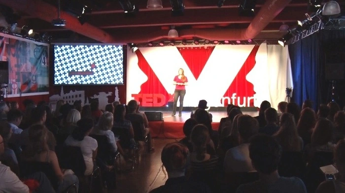 Am Samstag feierte die Ideenkonferenz TEDx in der Schleppe-Eventhalle in Klagenfurt ihren fünften Geburtstag. 15 eindrucksvolle nationale und internationale Persönlichkeiten ergriffen auf der Bühne das Wort.