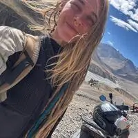Die 30-Jährige reist aktuell durch Nepal