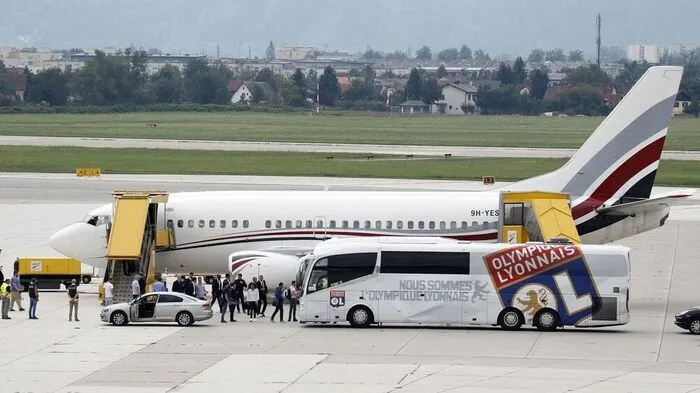 Die Spieler haben den Bus bestiegen