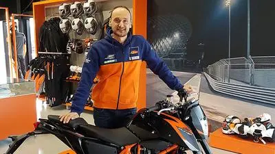 Christopher Schipper im neuen Spielberger KTM-Geschäft