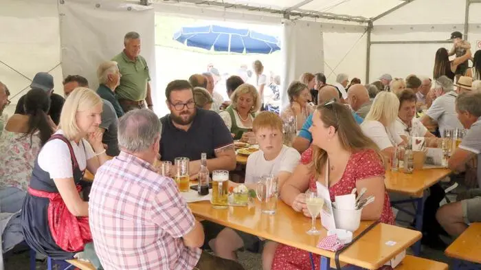 Eines gleich vorweg: Da kam am Wochenende richtige Kirchtagsstimmung auf! Und zwar im Gasthof „Silberberg“ von Birgit und Hans Peter Langegger in der kleinen  Ortschaft St. Martin in der Gemeinde Hüttenberg. 