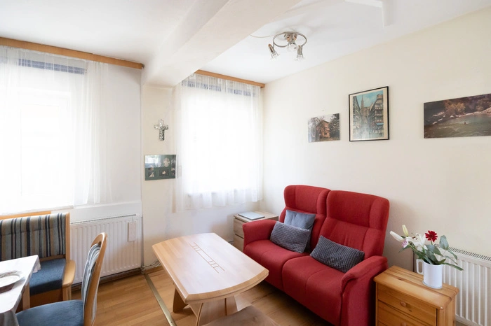 Im März 2022 kauften sie hier ein Haus. Ihrem Sohn erzählten sie erst danach davon.