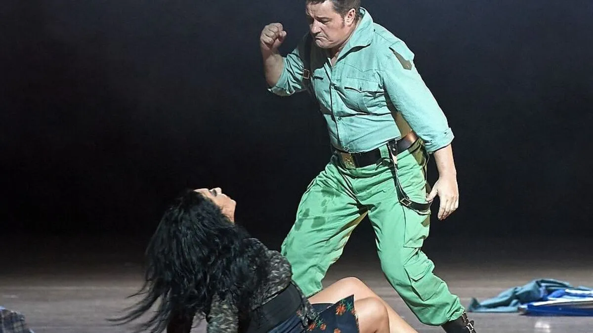 Tödlicher Kampf: Don José (Piotr Beczala) und Carmen (Anita Rachvelishvili)