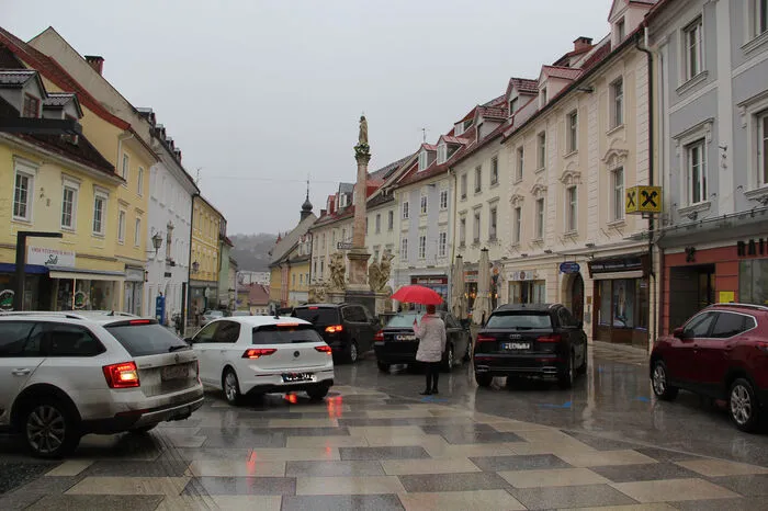 Viel los war auf den Parkplätzen in der Innenstadt von Wolfsberg.