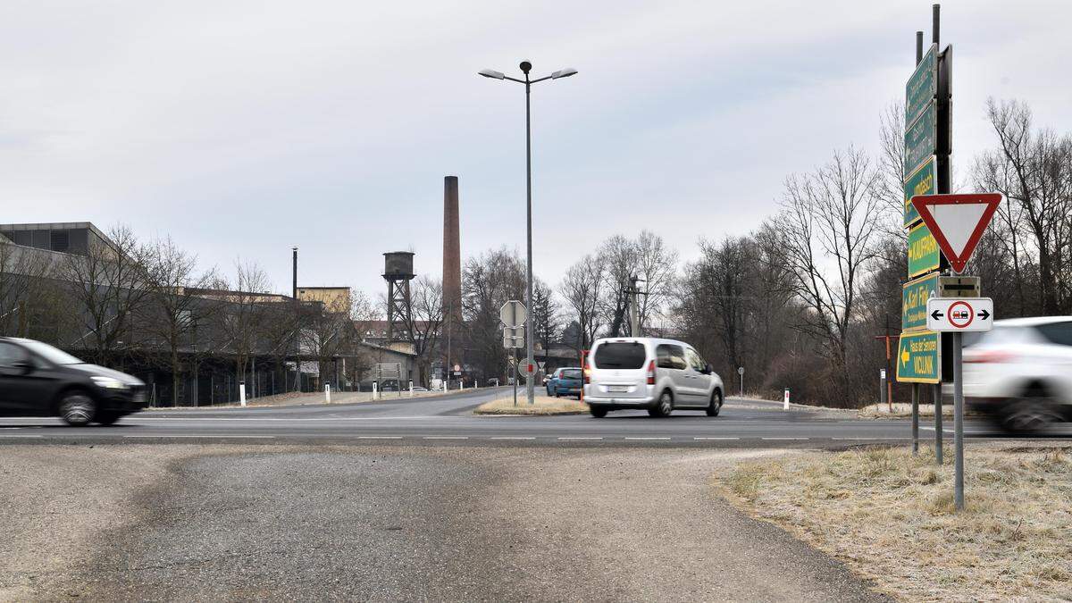 Die sogenannte „Fink-Kreuzung“ an der B 74 in Kaindorf an der Sulm wird zu einem Kreisverkehr umgebaut