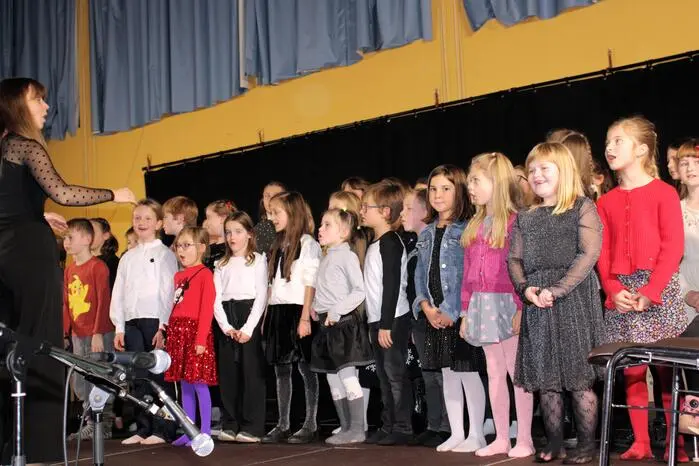 Auch Mädchen und Knaben der Kindergärten Ligist und Unterwald begeisterten mit ihrem Auftritt im Rahmen der musikalischen Früherziehung.