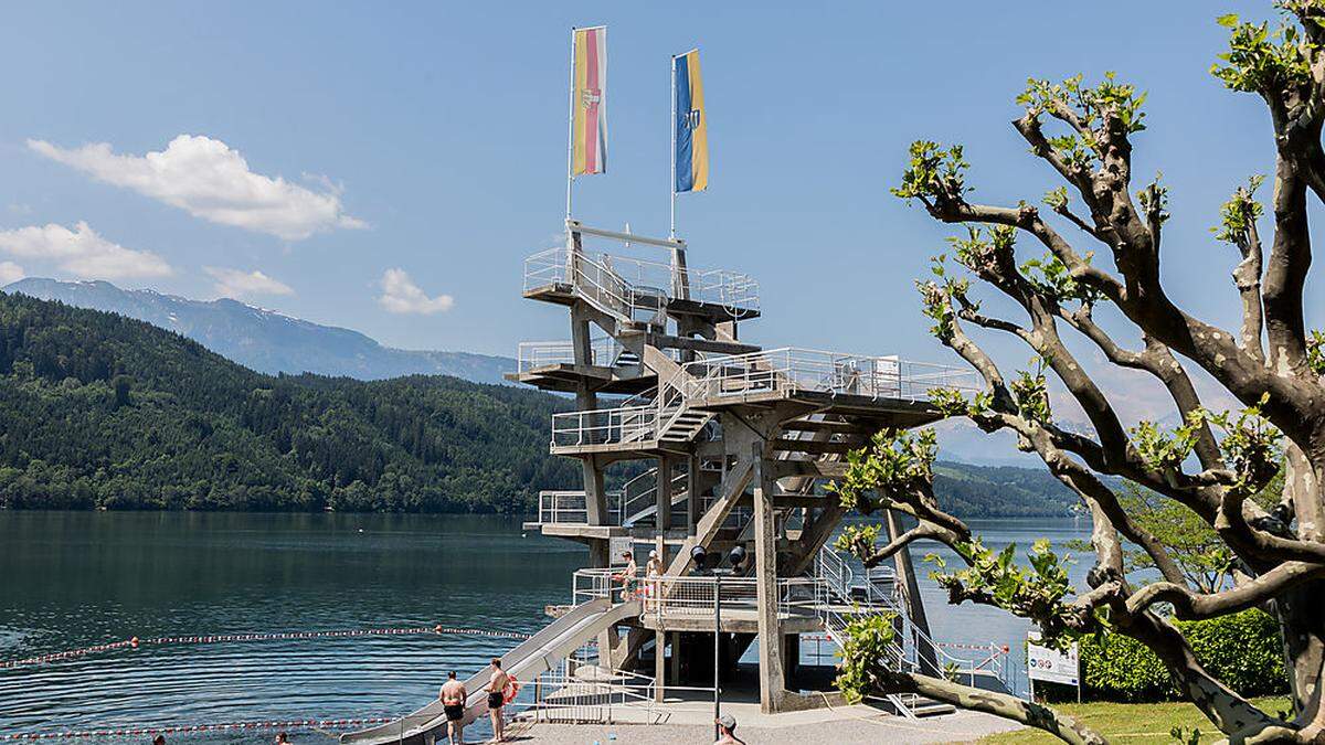 1930 wurde der Sprungturm in Millstatt erbaut, 2019 wurde der Turm, der unter Denkmalschutz steht, von den Architekten Sonja Hohengasser und Jürger Wirnsberger revitalisiert